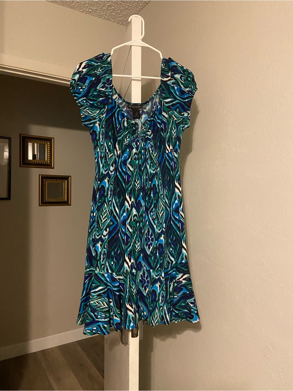Blue Green Patterned V-Neck Cap Sleeve Dress